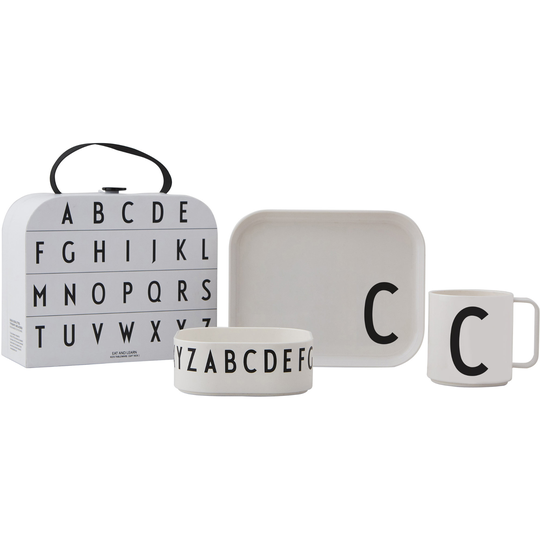 Design Letters Classics In A Suitcase -lahjarasia, C